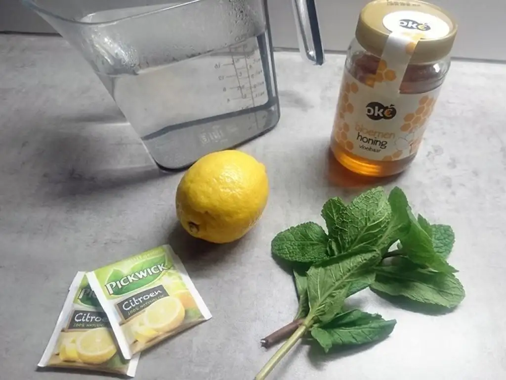 Iced tea ingredients