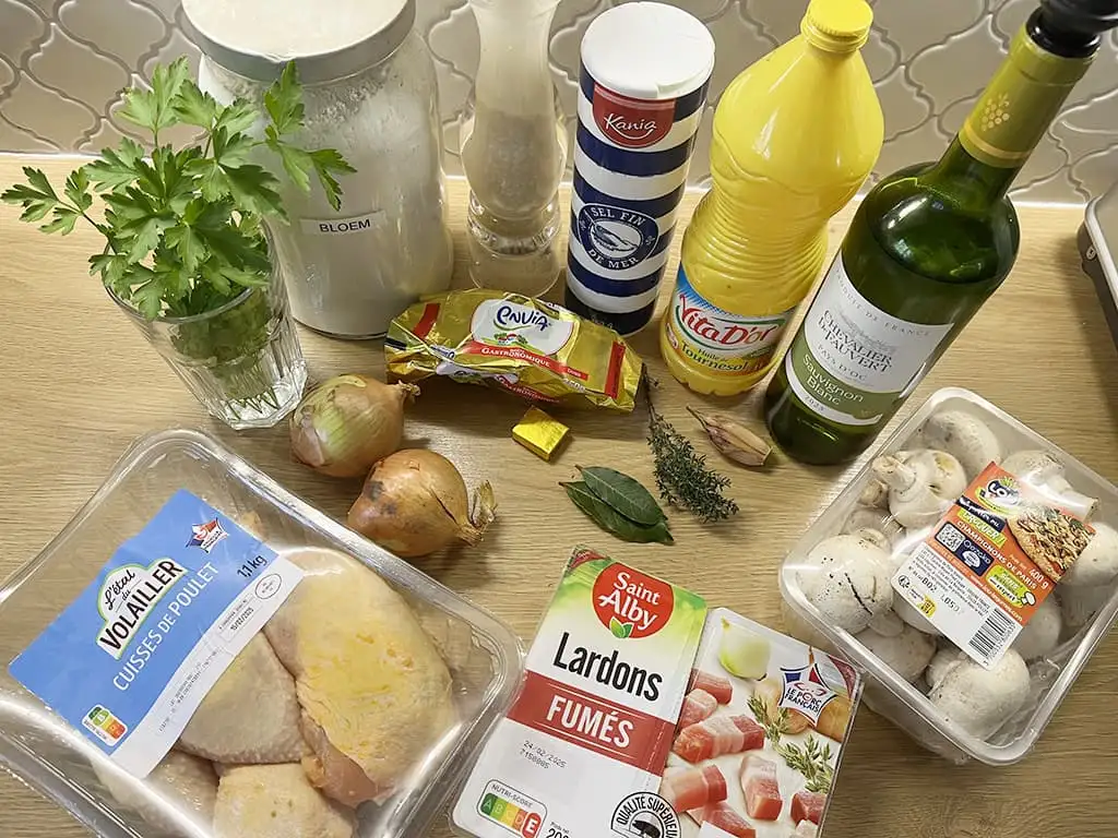 Coq au vin blanc ingredients