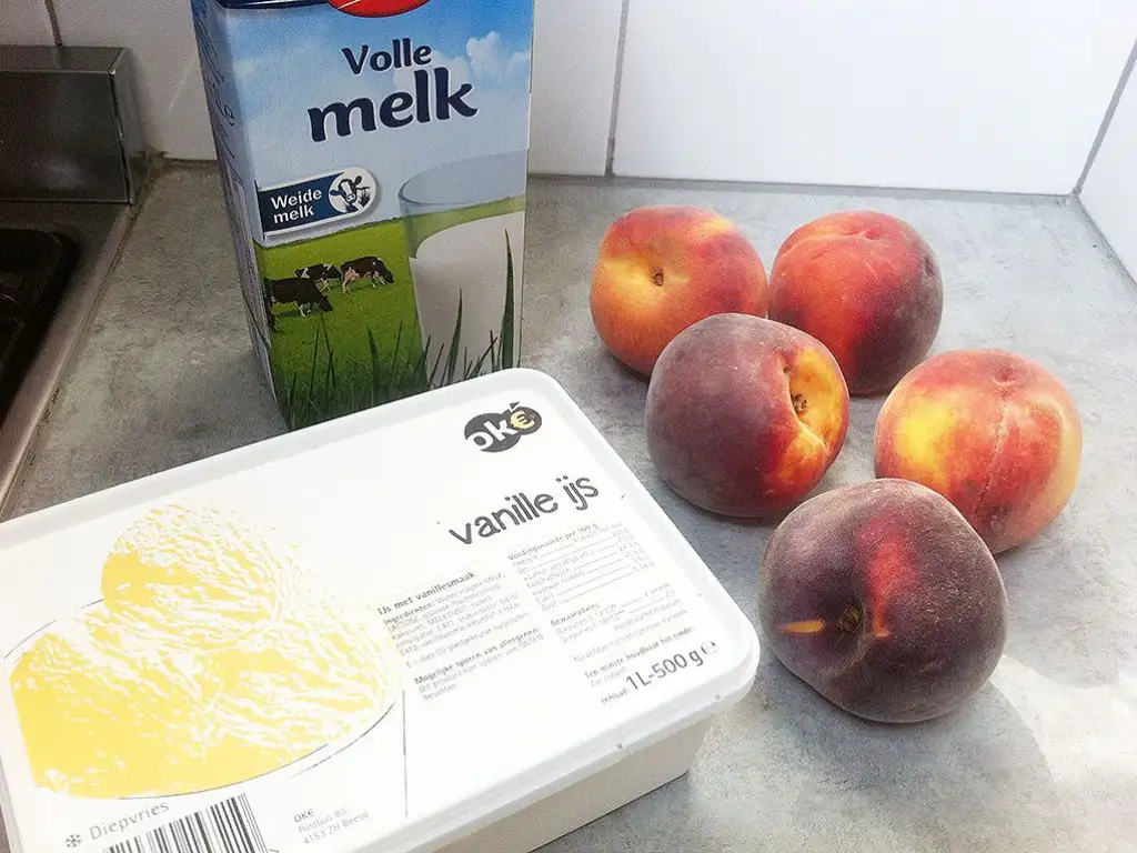 Peach milkshake ingredients