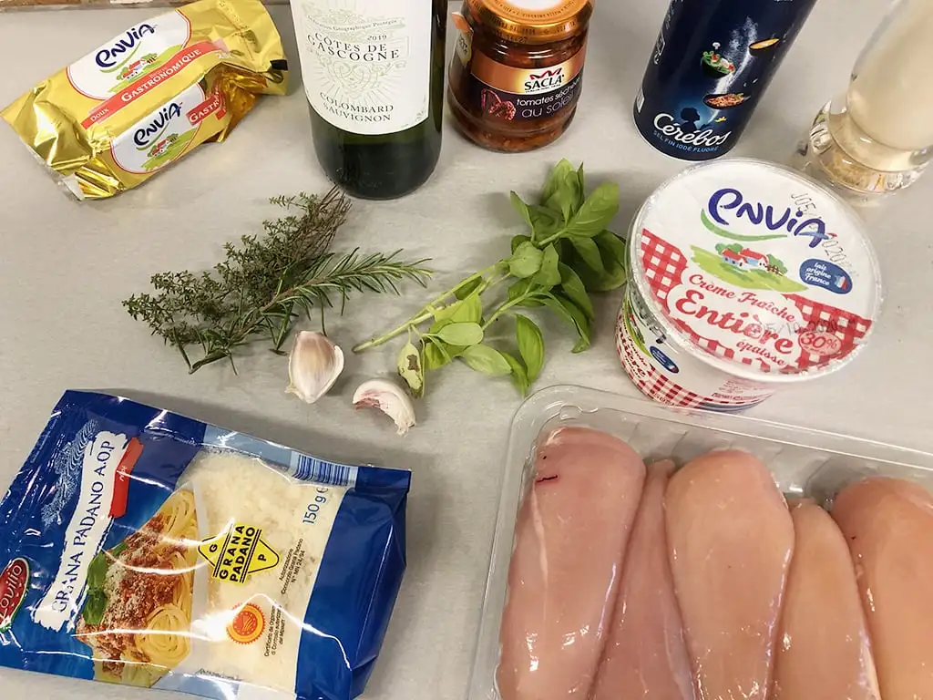 Creamy chicken with sundried tomatoes ingredients