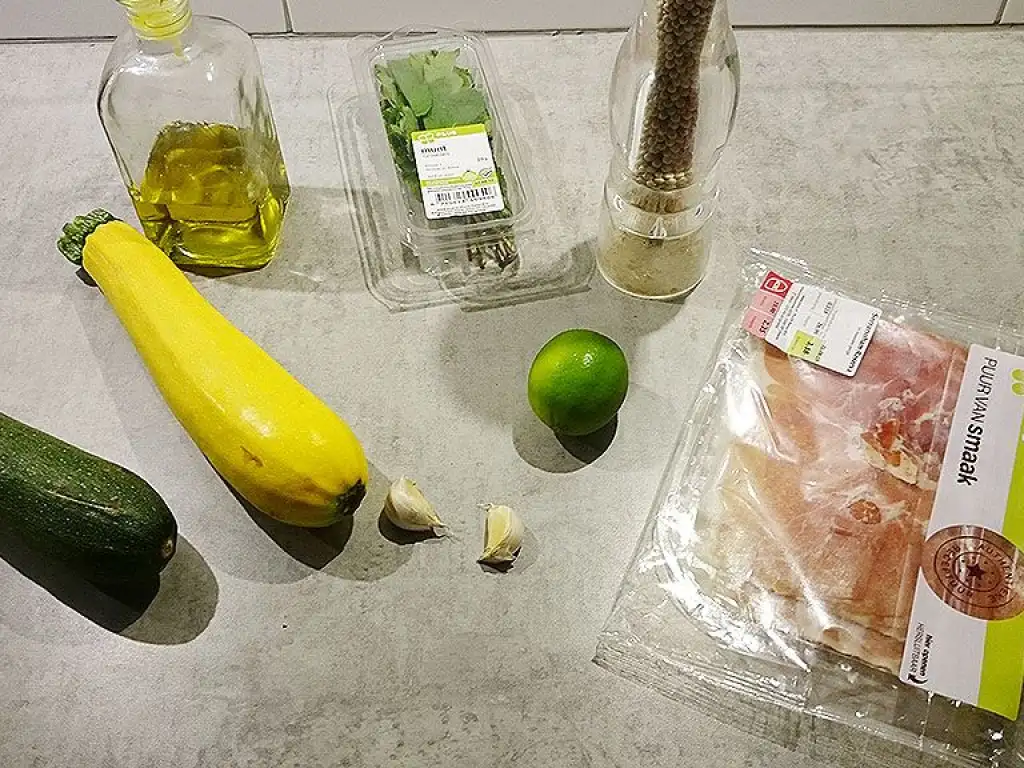 Zucchini skewers ingredients