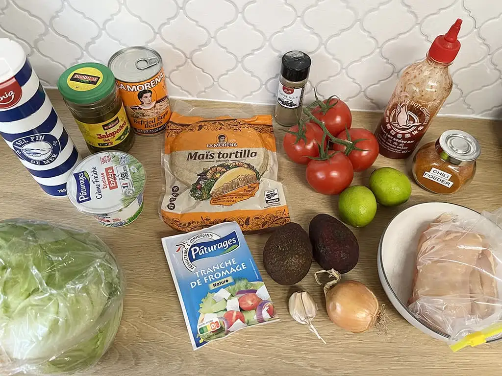 Chicken tostadas with beans ingredients
