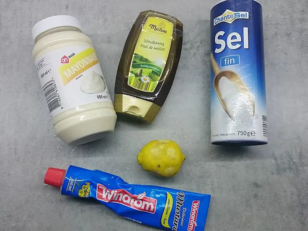 Home-made honey mustard sauce ingredients