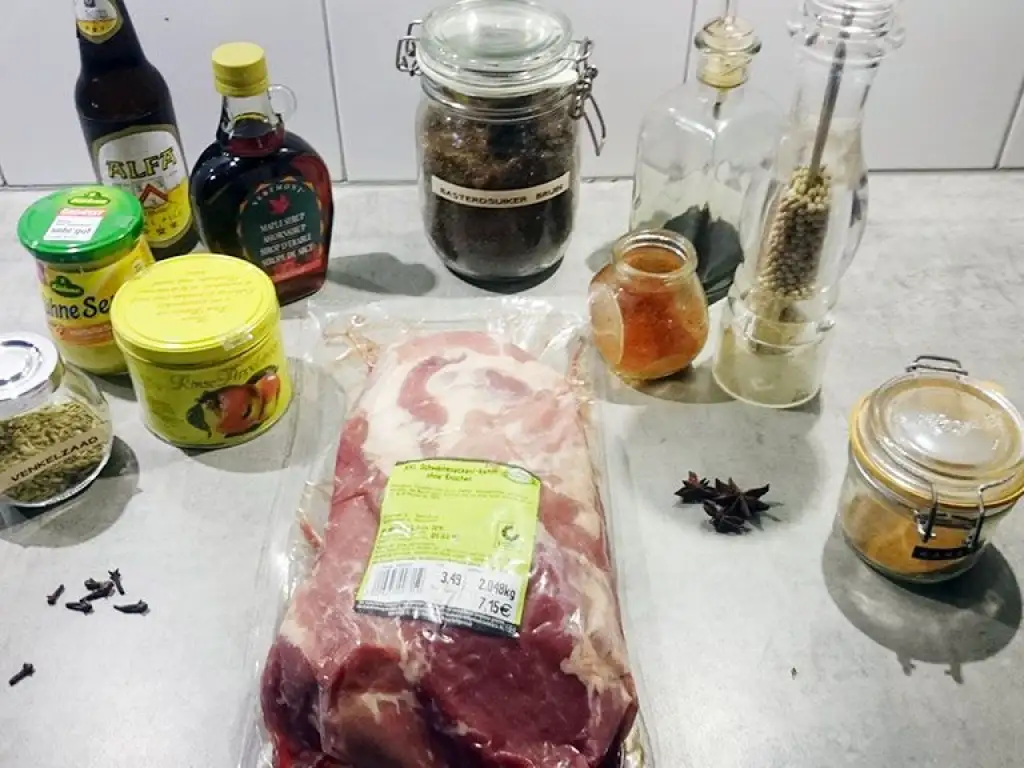Marinated procureur (swine neck) ingredients
