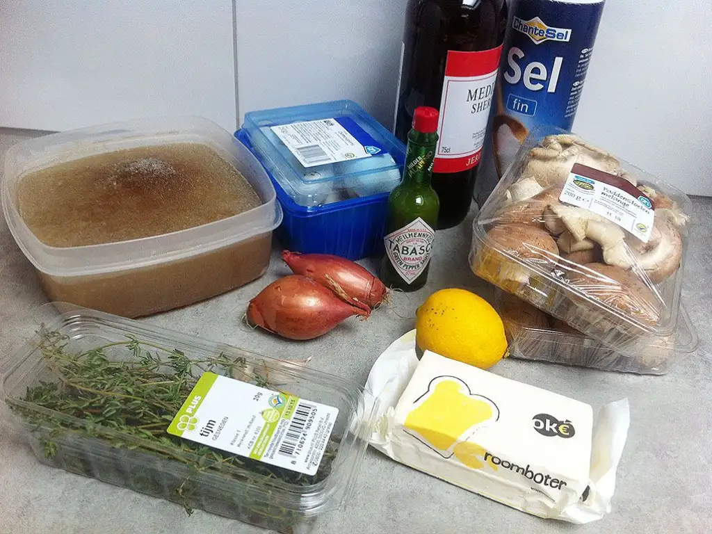 Wild mushroom soup ingredients