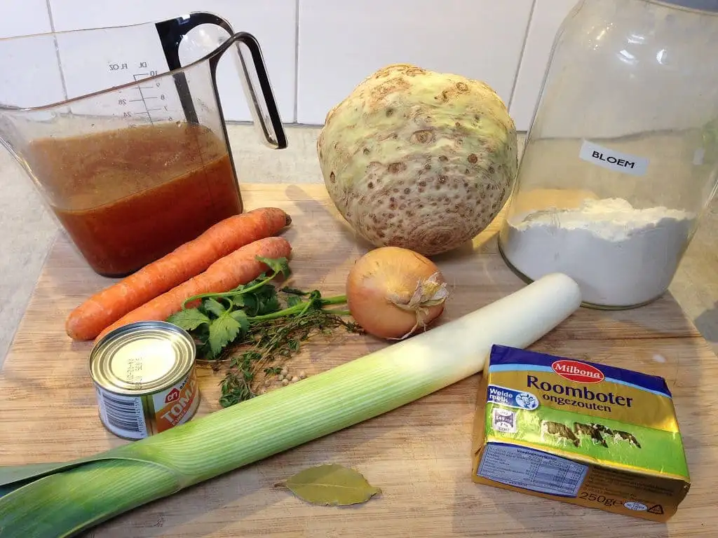 Classic Espagnole Sauce Recipe ingredients