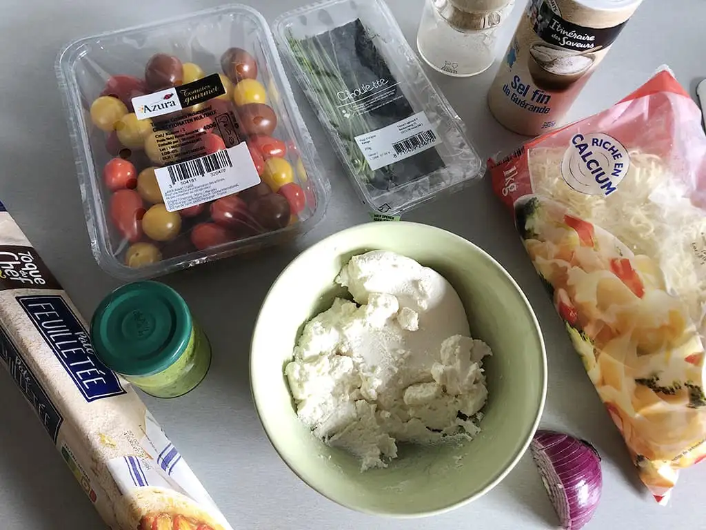 Ricotta and tomato tart ingredients