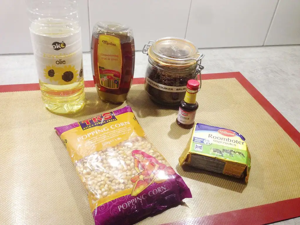 Vanilla caramel popcorn ingredients