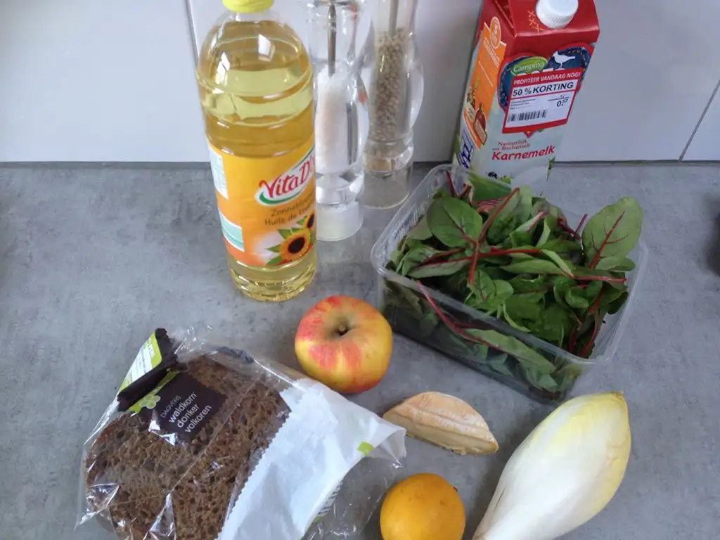 Chicory and apple salad with buttermilk dressing ingredients