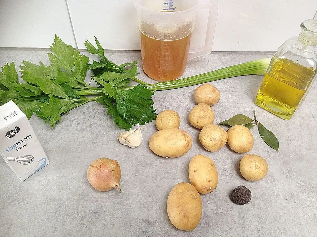 Potato truffle soup ingredients