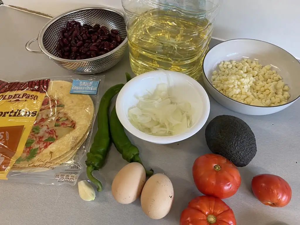 Huevos rancheros ingredients