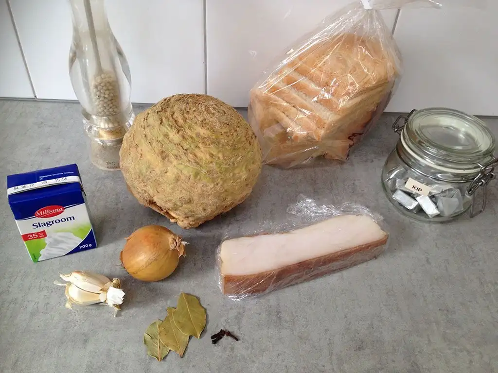 Celery root soup with bacon fat and croutons ingredients