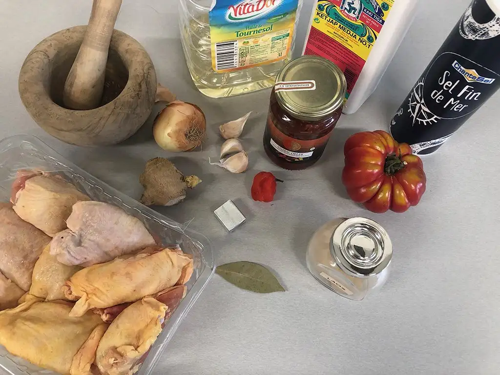 Slow cooker Surinamese chicken thighs ingredients