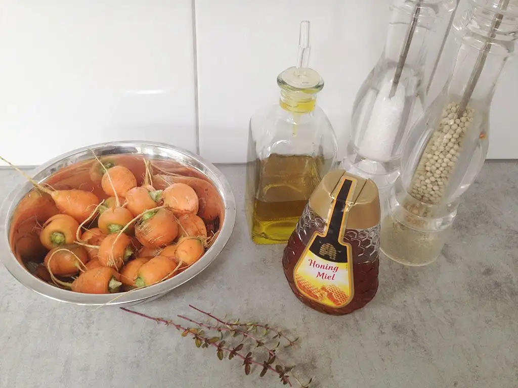 Roasted Parisian carrots ingredients