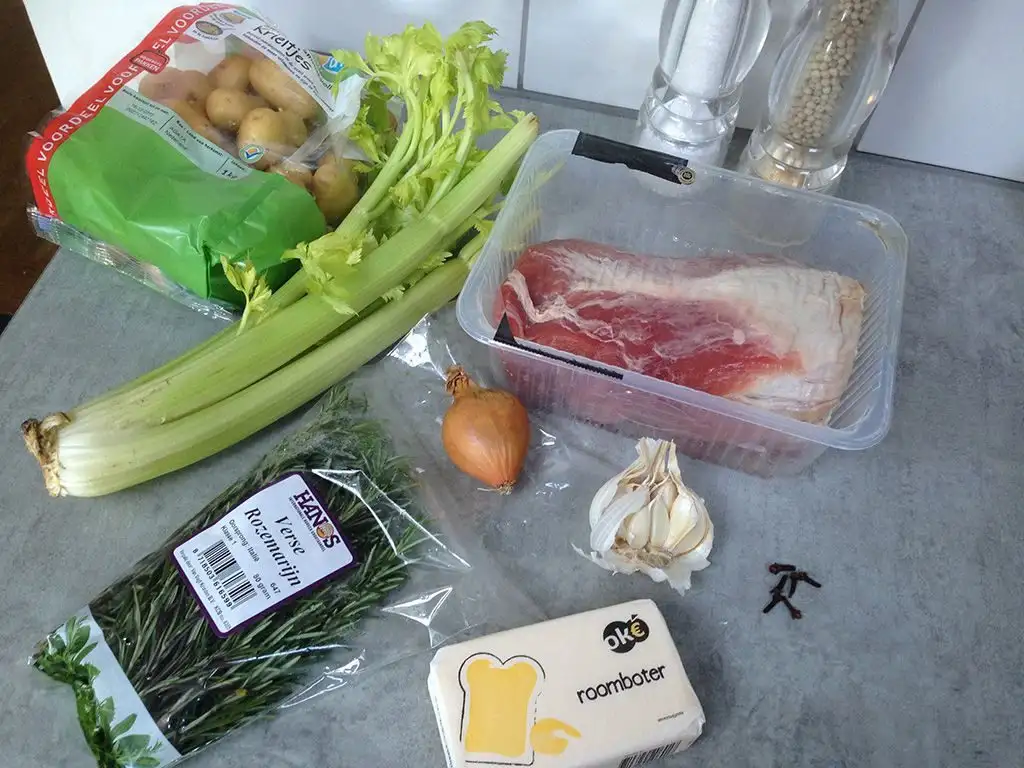 Oven-roasted pork loin with rosemary and potatoes ingredients