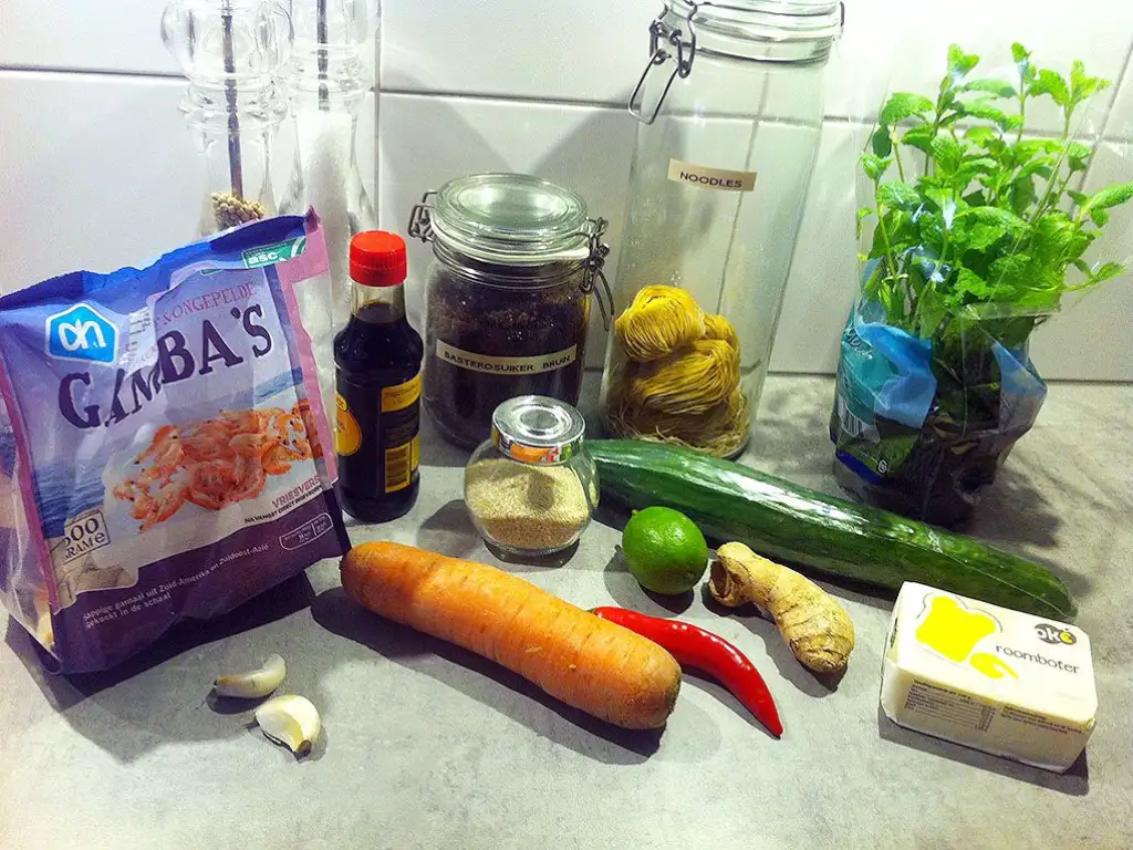 Asian noodle and shrimp salad ingredients