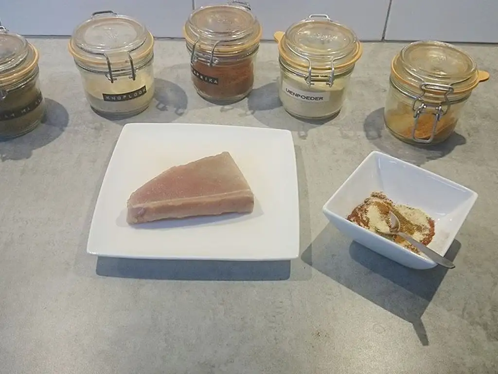 Herb crusted tuna steak ingredients