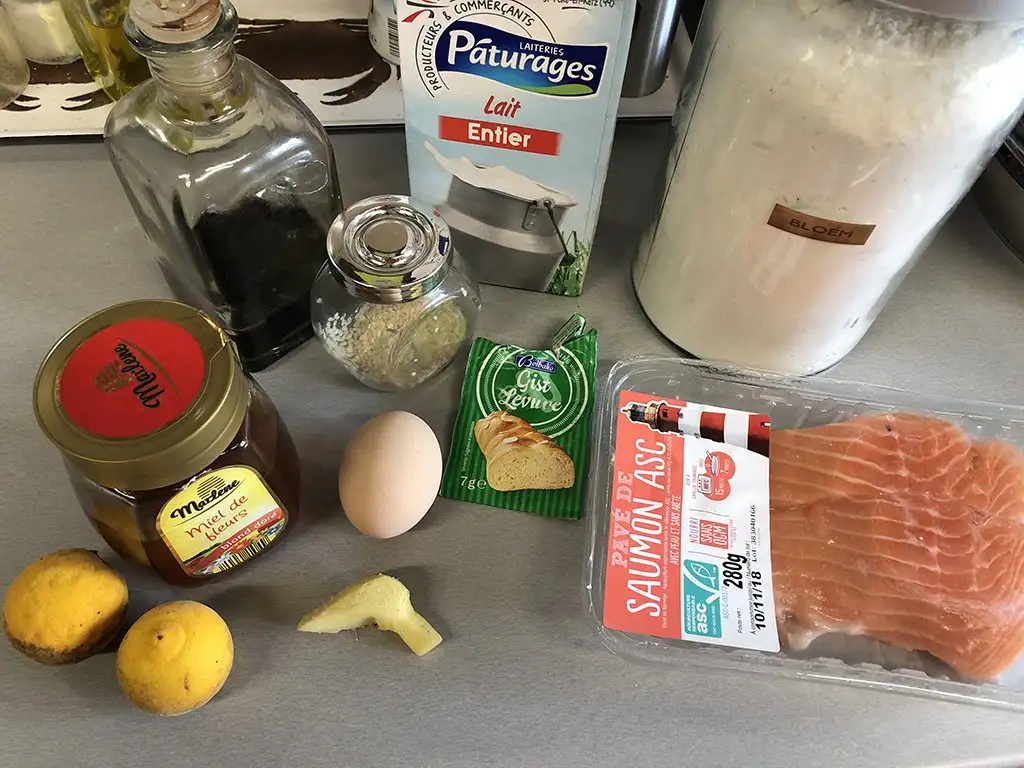 Salmon and yuzu blinis ingredients