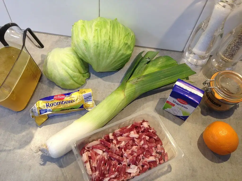 Iceberg lettuce soup ingredients