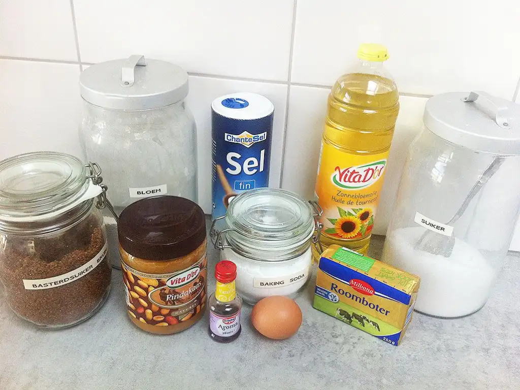 Peanut butter cookies ingredients