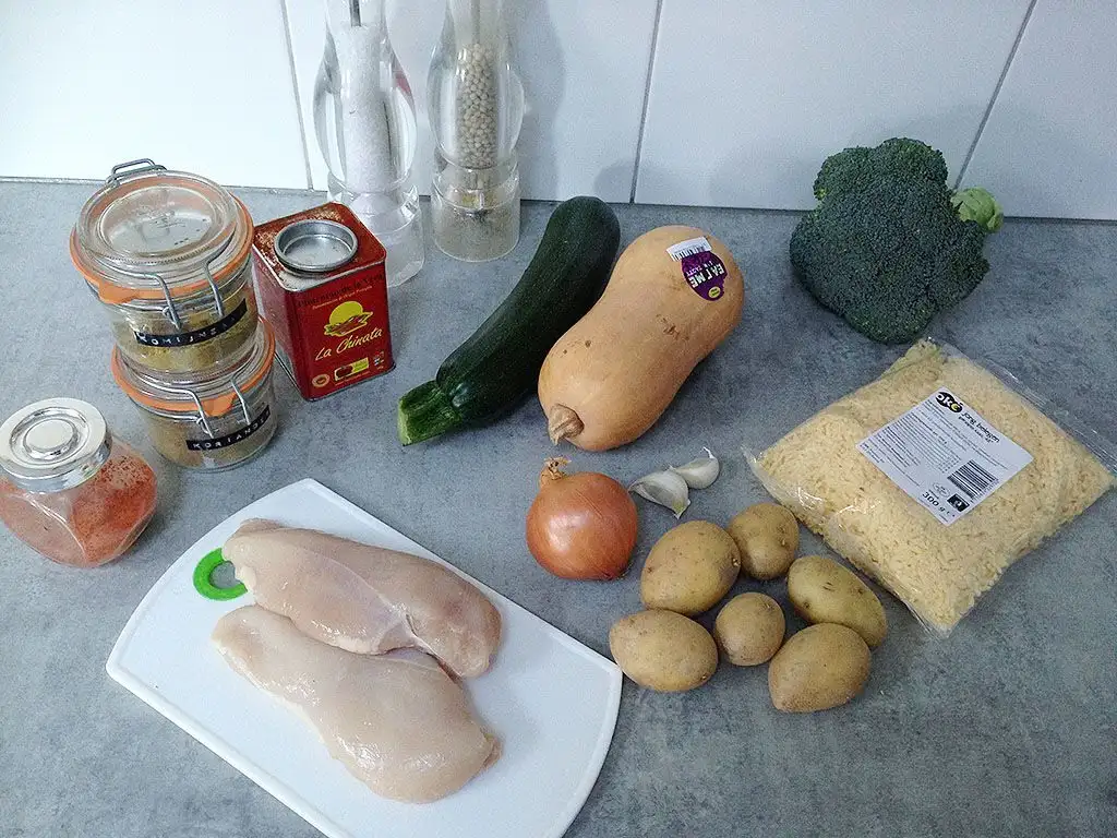 Spiced chicken and vegetable soup ingredients