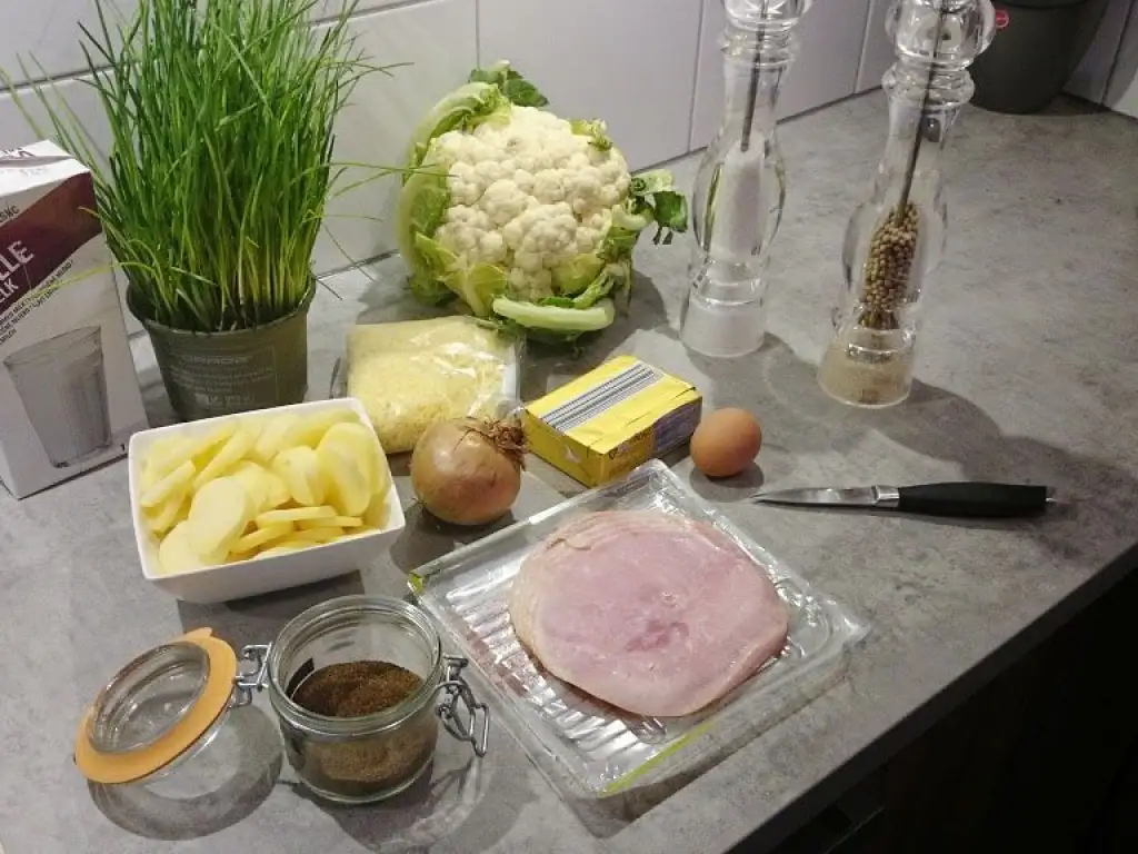 Cauliflower bake with cheese and ham ingredients