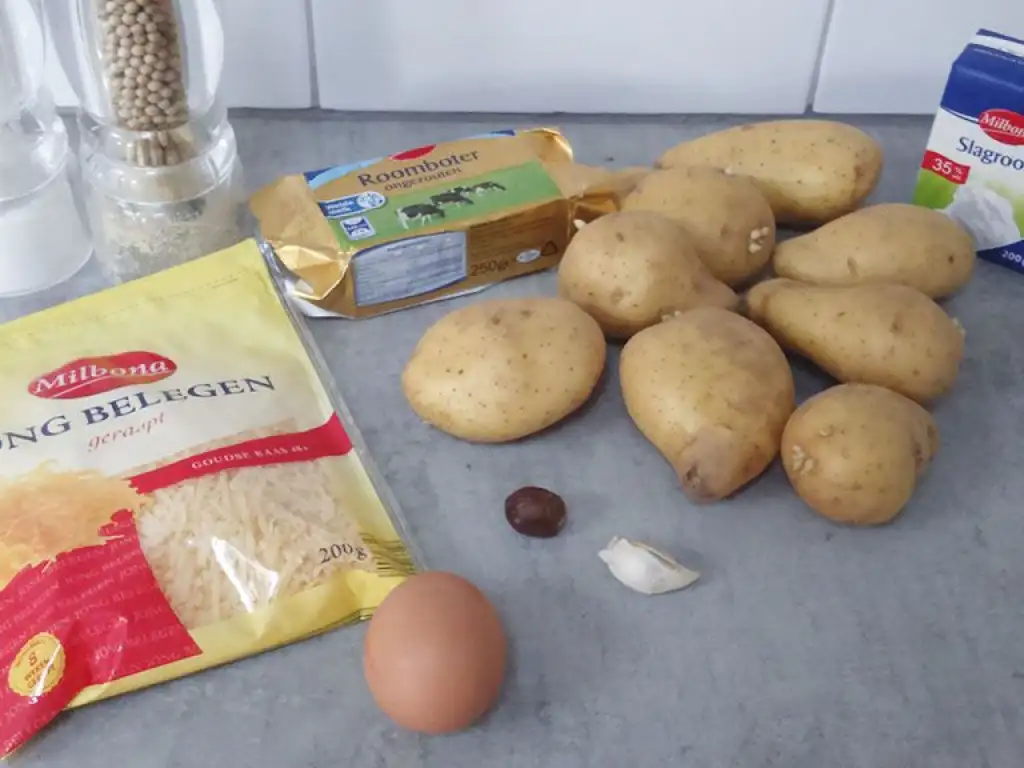 Classic potato gratin ingredients