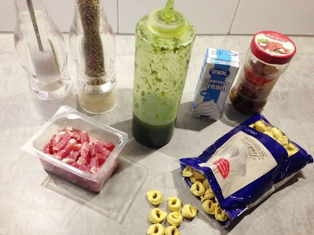 Cheese tortellini with bacon and herb oil ingredients
