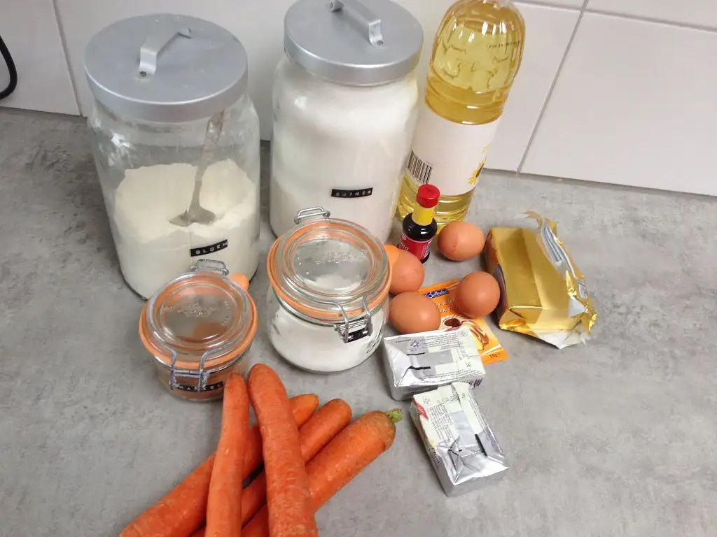 Carrot cake ingredients