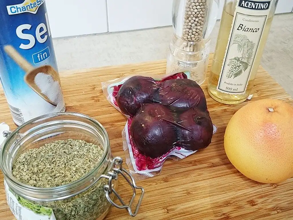Mexican red beets salad ingredients