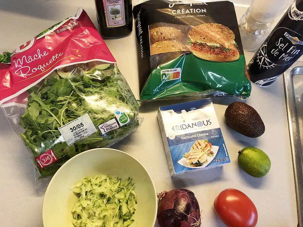 Halloumi burger ingredients