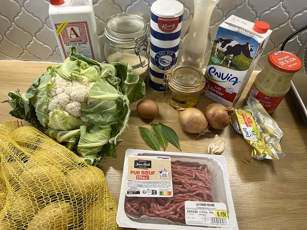 Cauliflower mash with meatballs ingredients