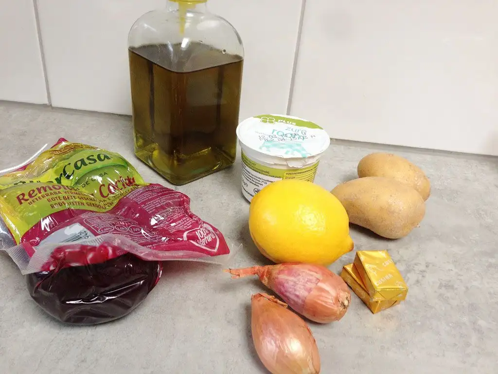 Beetroot soup ingredients