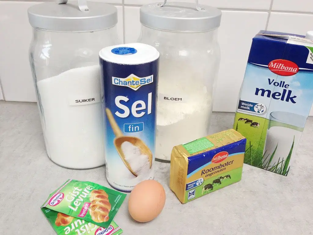 Nonnevotten (Dutch sweet pastries) ingredients