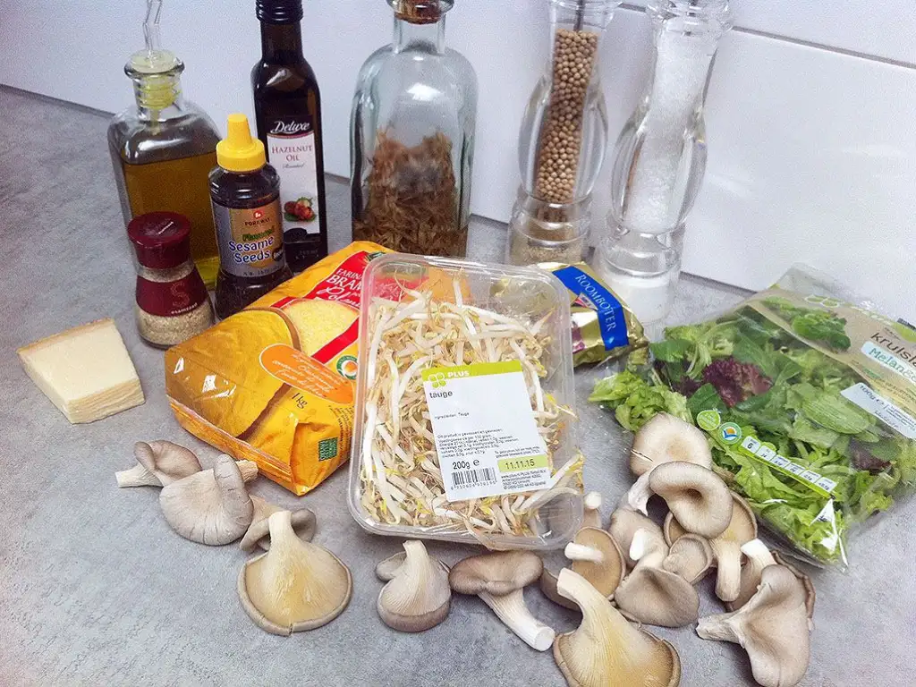 Oyster mushrooms and polenta salad ingredients