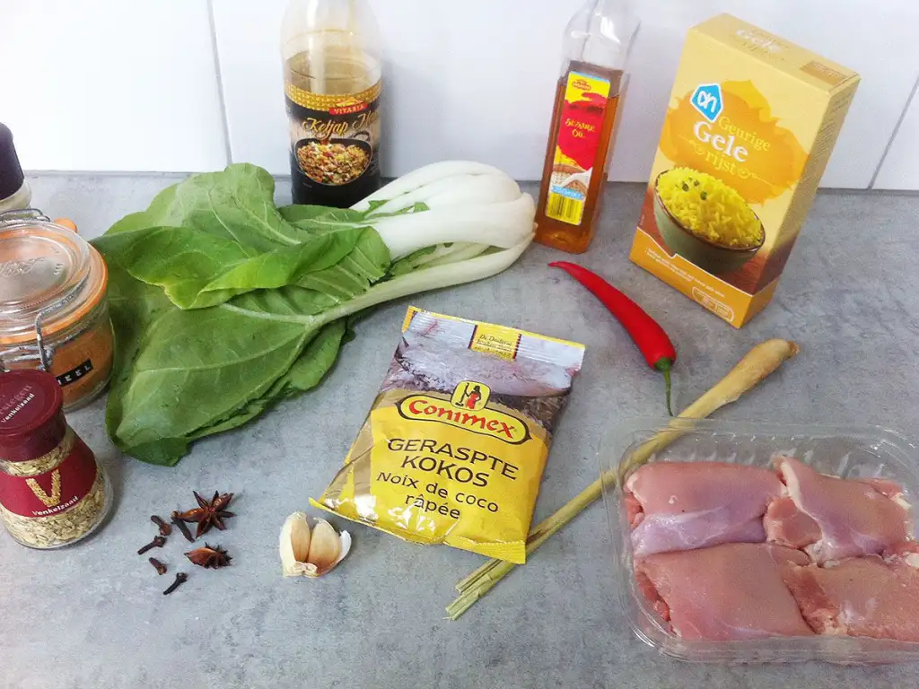 Oven-baked coconut chicken thighs ingredients