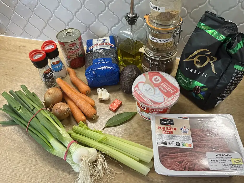 Slow cooker black bean stew ingredients