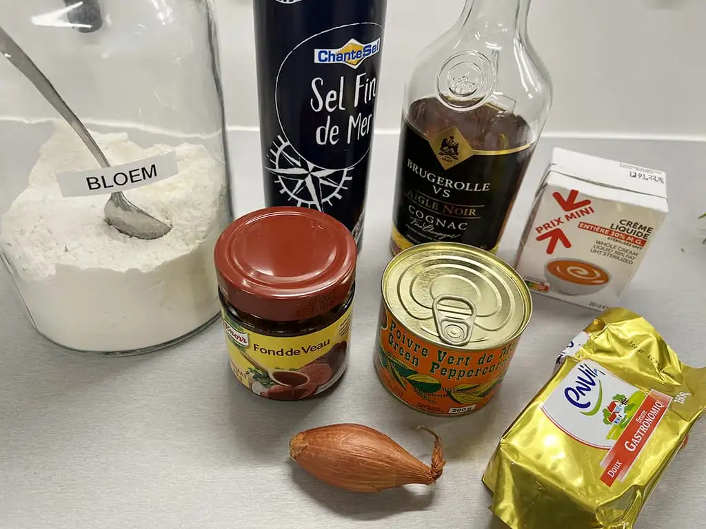 Green peppercorn sauce ingredients