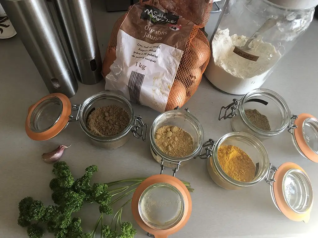 Onion fritters ingredients