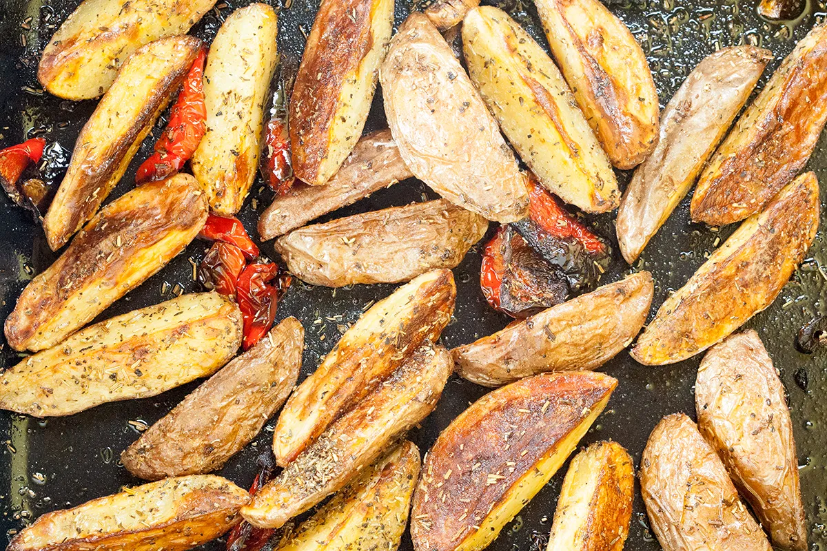 Easy oven-roasted red potatoes with peppers