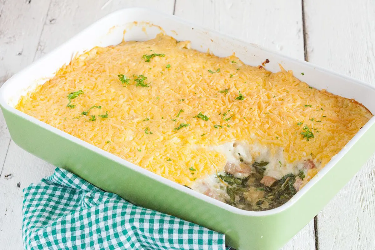 Escarole oven dish with ham and cheese