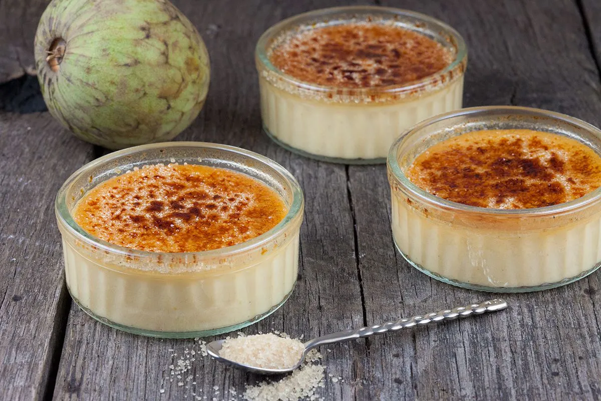 Cherimoya crème brûlée