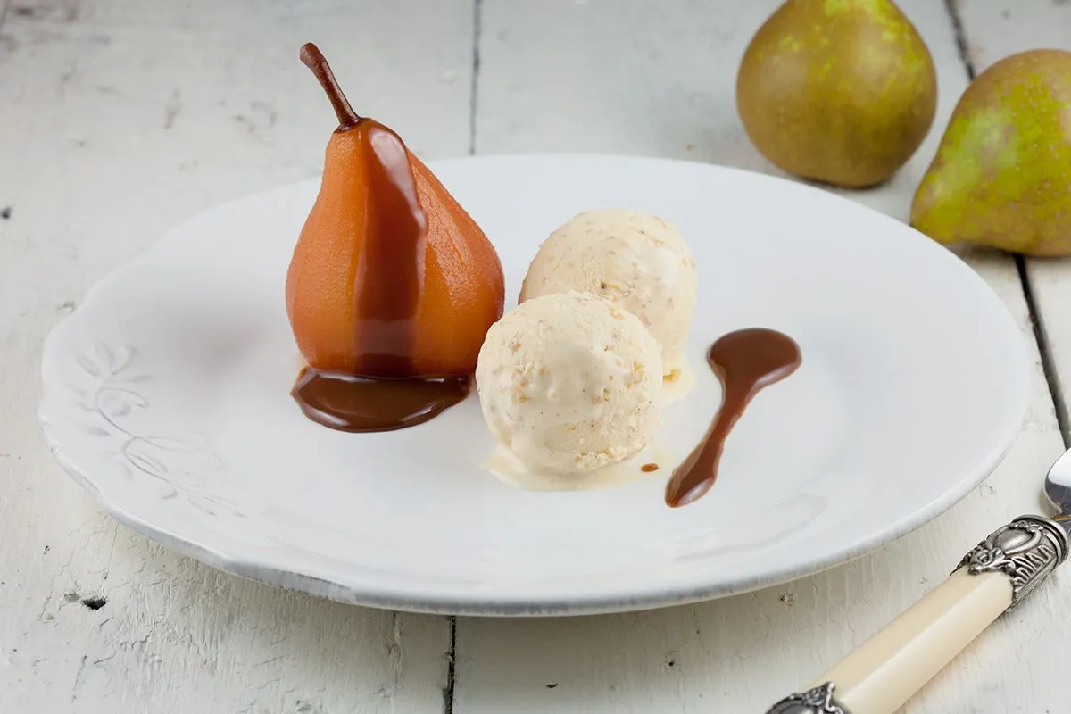Roasted hazelnut amaretto ice cream