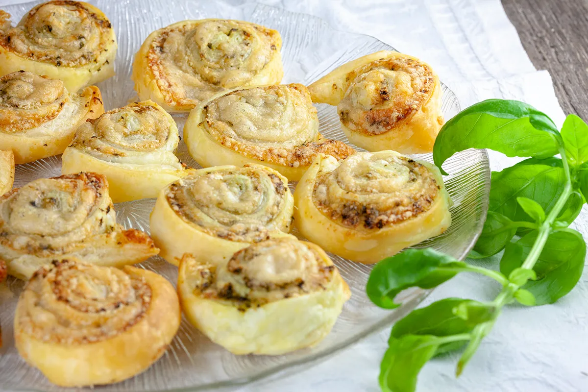 Pesto and cheese puff pastry pinwheels