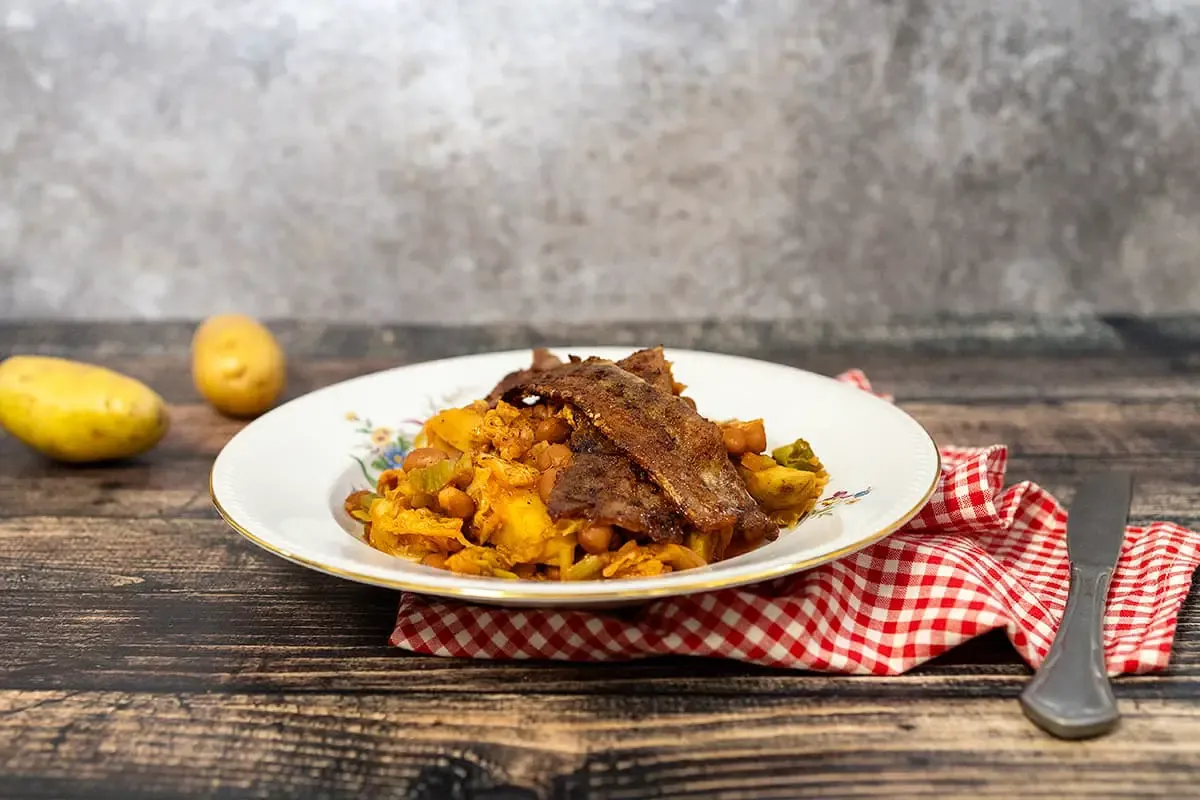 Dutch brown bean casserole with streaky bacon