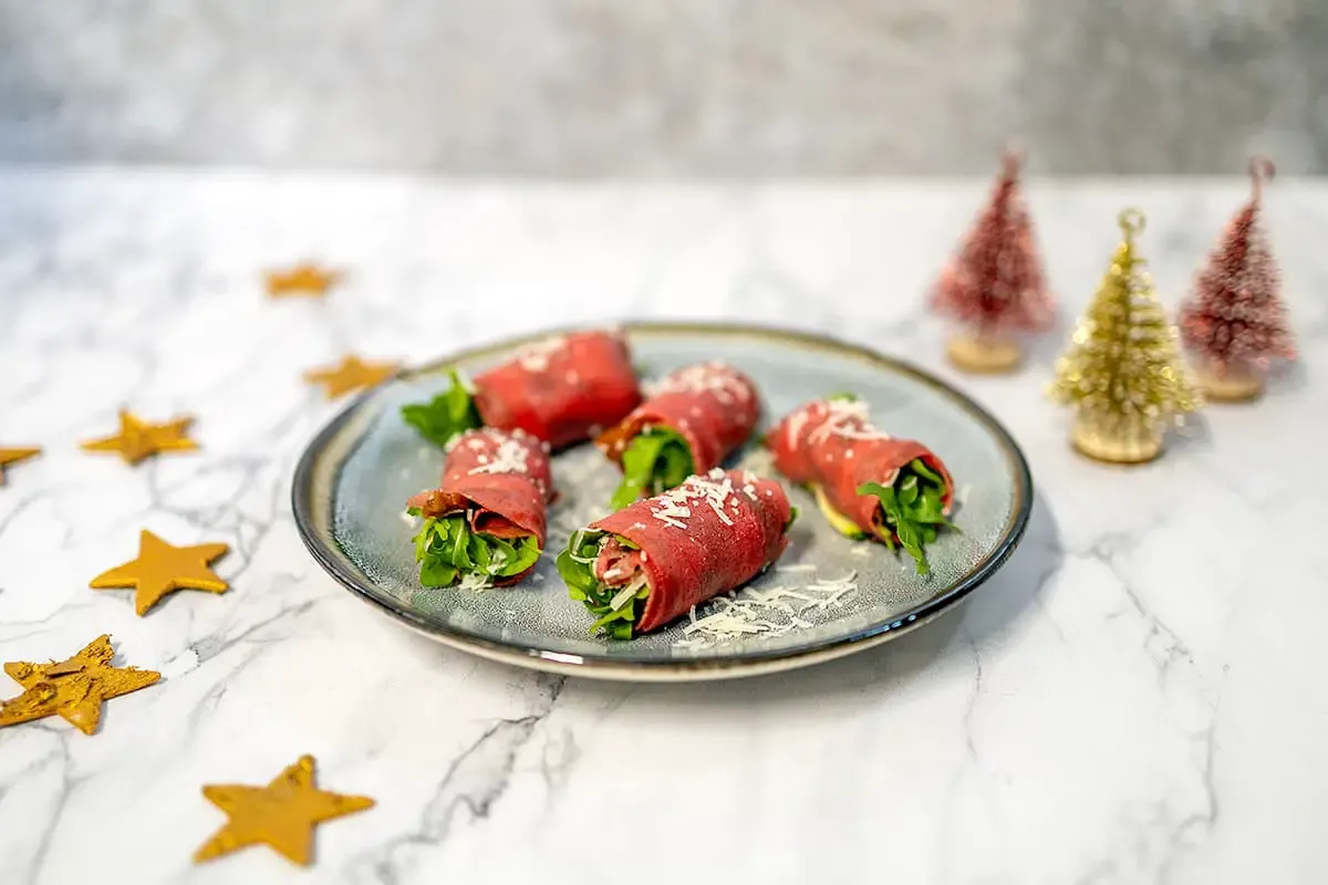 Carpaccio rolls