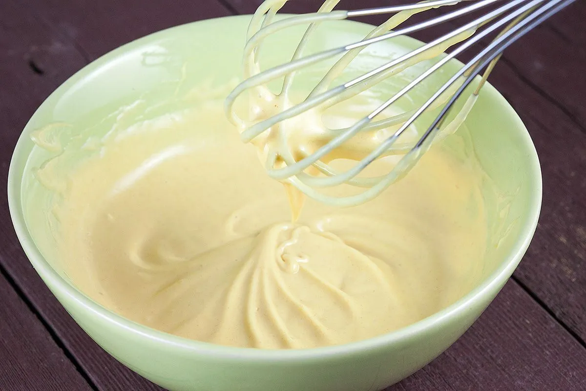 Home-made honey mustard sauce