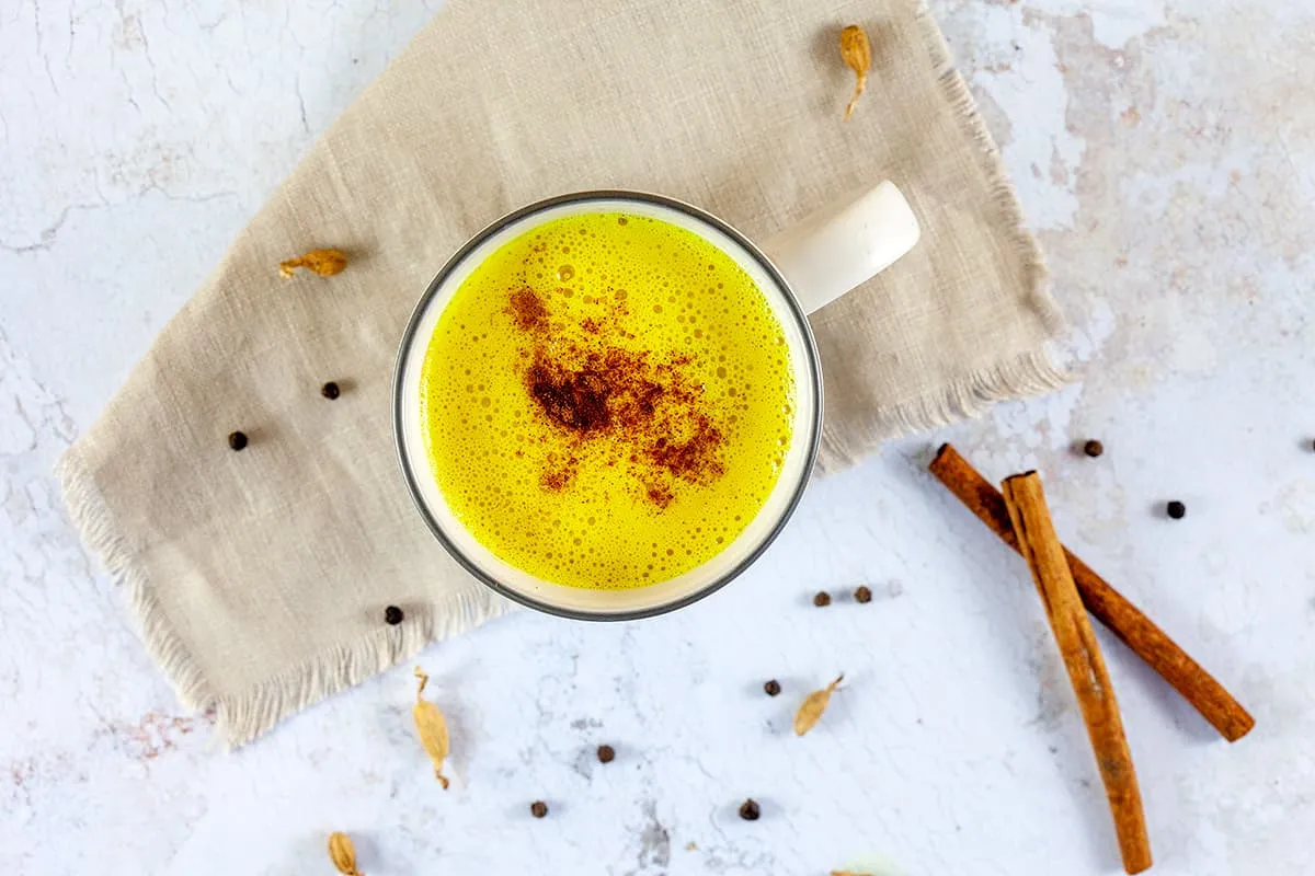 Golden milk (simple recipe)