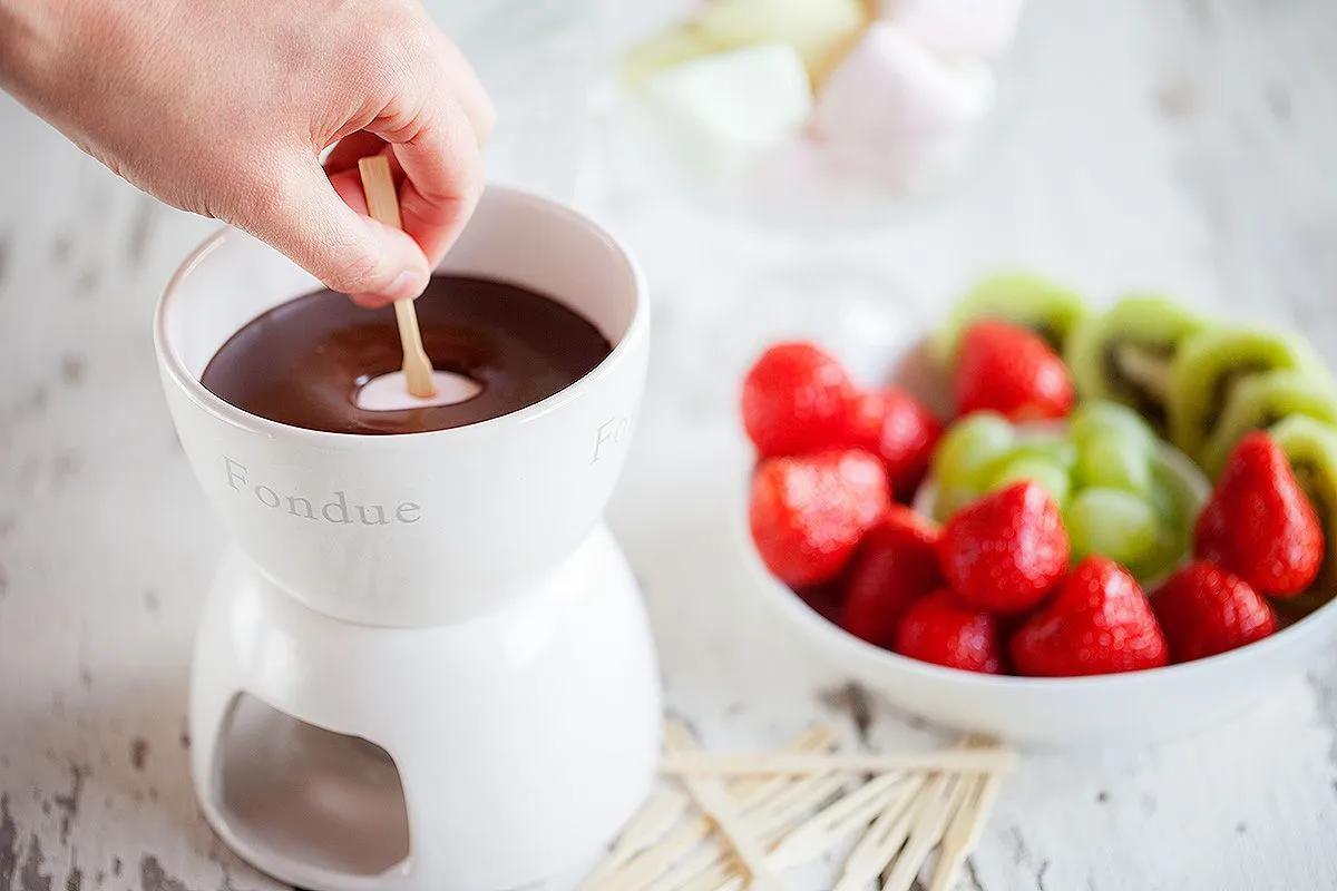Chocolate and strawberry fondue