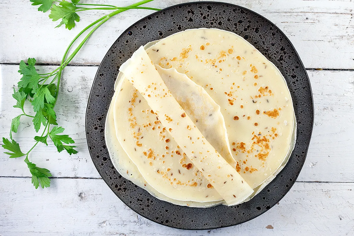 Spiced savory crepes